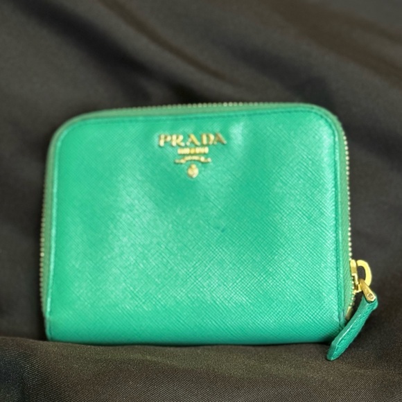 PRADA COMPACT WALLET - Picture 2 of 12